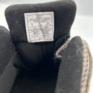 Merrell Women’s Granite Moab 3 Waterproof Hiking Boot Size 7